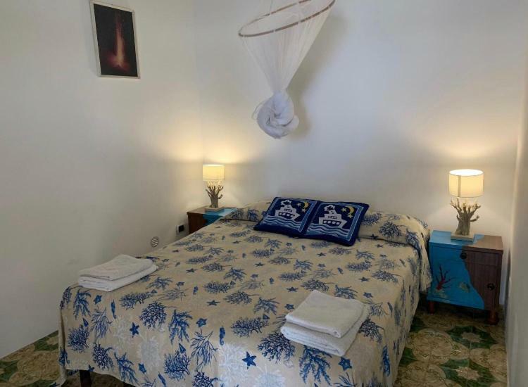 Casa Mare Blu Hotel Ginostra Bagian luar foto